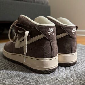 Air Force 1 Mid ‘07 (chocolate/cream)
